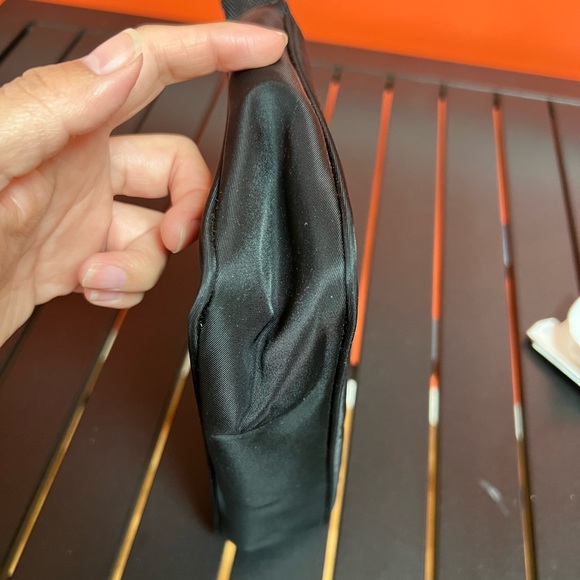 Prada re edition 2005 - Picture 5 of 6